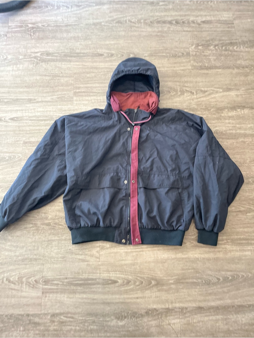 Pacific Trail Vintage Windbreaker Jacket Mens XL Black Burgundy Hooded Nylon